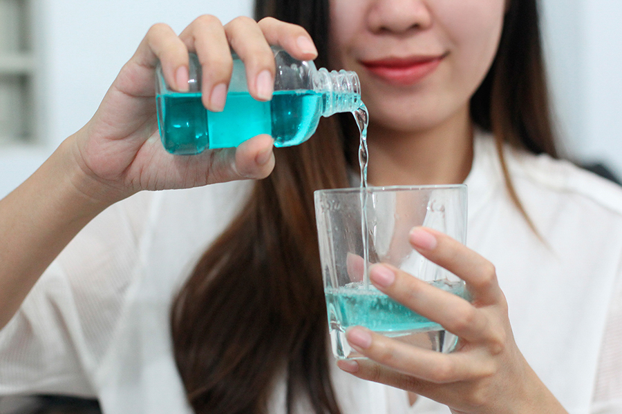 Nước Súc Miệng Làm Trắng Răng