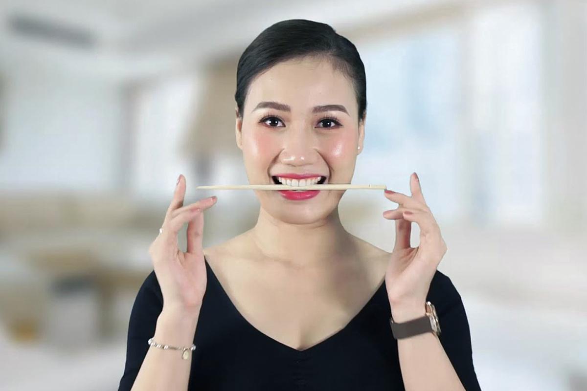 Cải thiện nụ cười khi giao tiếp